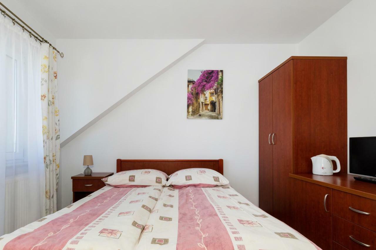 Krab 2 Apartment Rewal Luaran gambar